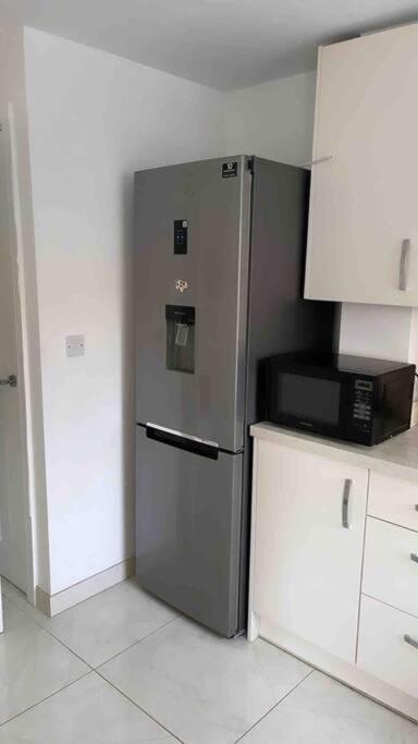 3 Stories, 5 Bedroom House In Prime Location With Balcony And Shared Garden Liverpool Luaran gambar