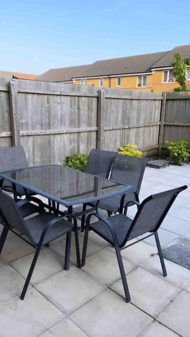 3 Stories, 5 Bedroom House In Prime Location With Balcony And Shared Garden Liverpool Luaran gambar